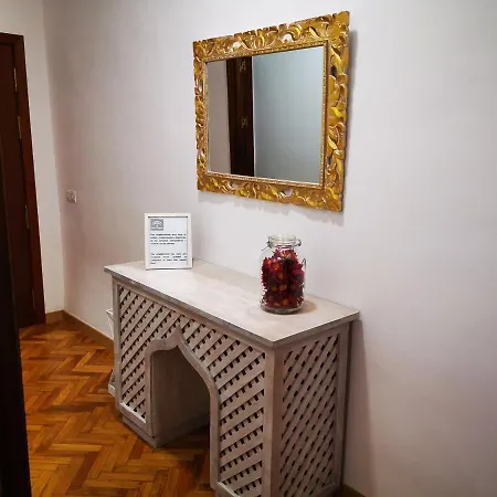 Bonito Y Bien Ubicado En El Soho De Malaga. *